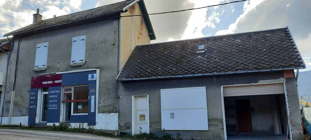 Maison à LA MOTTE-D'AVEILLANS