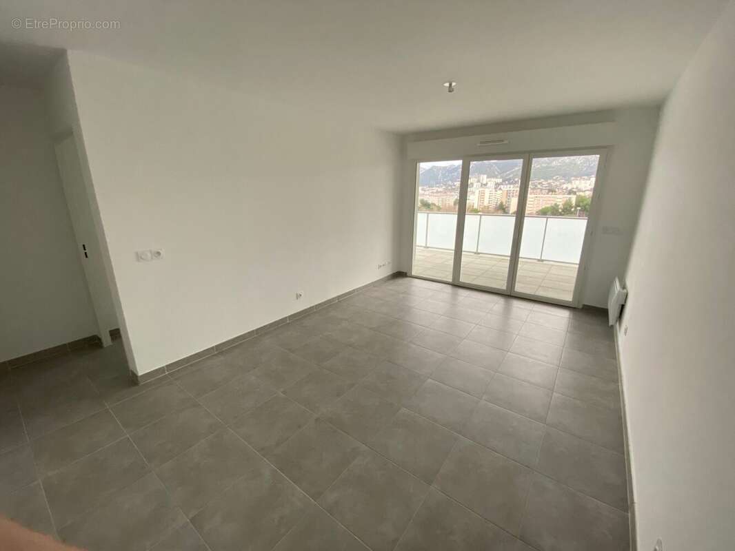 Appartement à MARSEILLE-12E