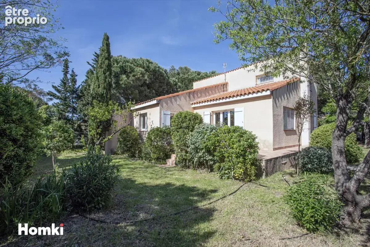 Maison/Villa T9 de 234 m² à Saint-Cyprien 66750 - photo 5