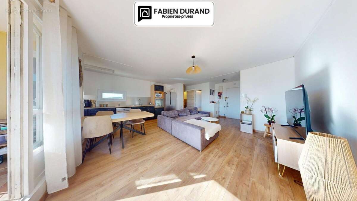Appartement T4 91,73 m2  Garage Ascenseur à Draguignan - photo 3