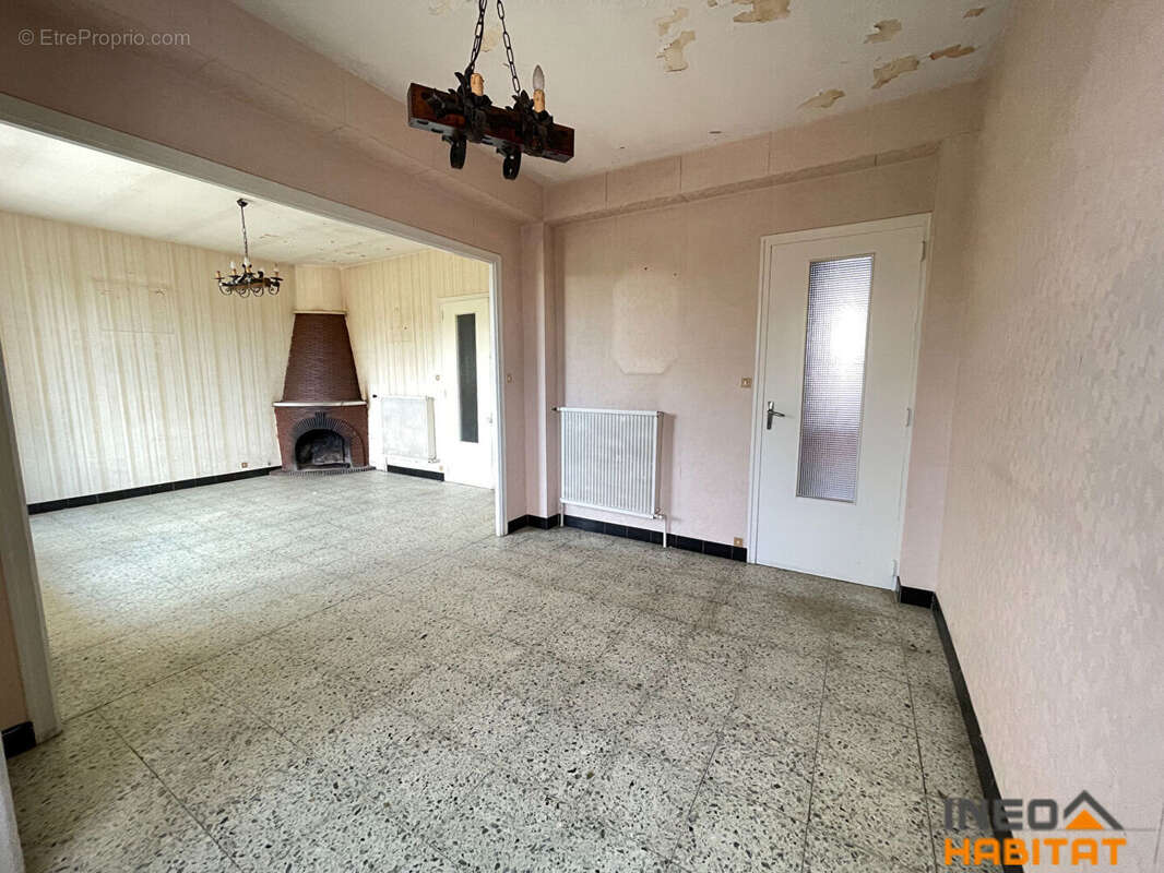 Maison à LA MEZIERE