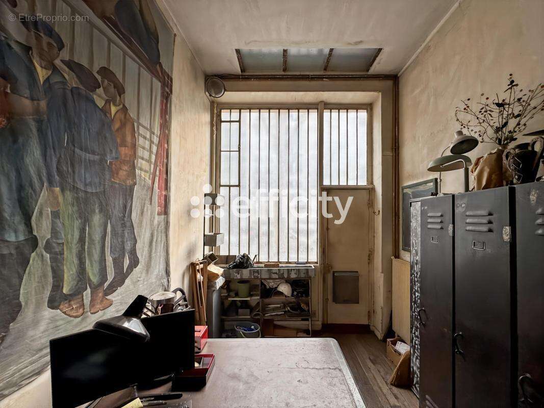 Commerce à PARIS-20E