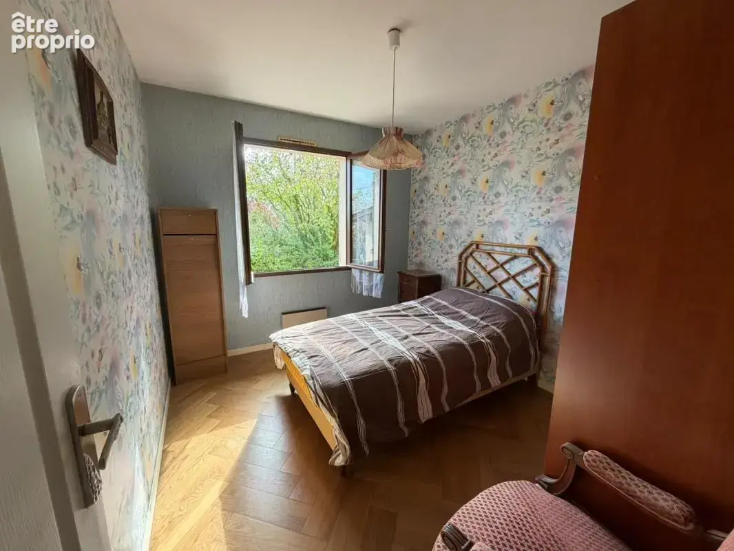 Cubzac-les-Ponts (33240) - Maison 3 chambres avec garage  sur terrain 1500 m² - photo 6