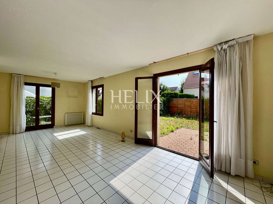 Maison à LE VESINET