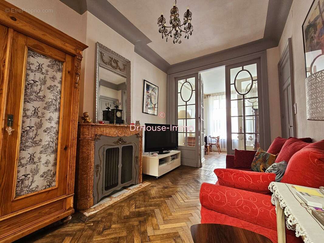 Maison à SAINT-AMAND-LES-EAUX