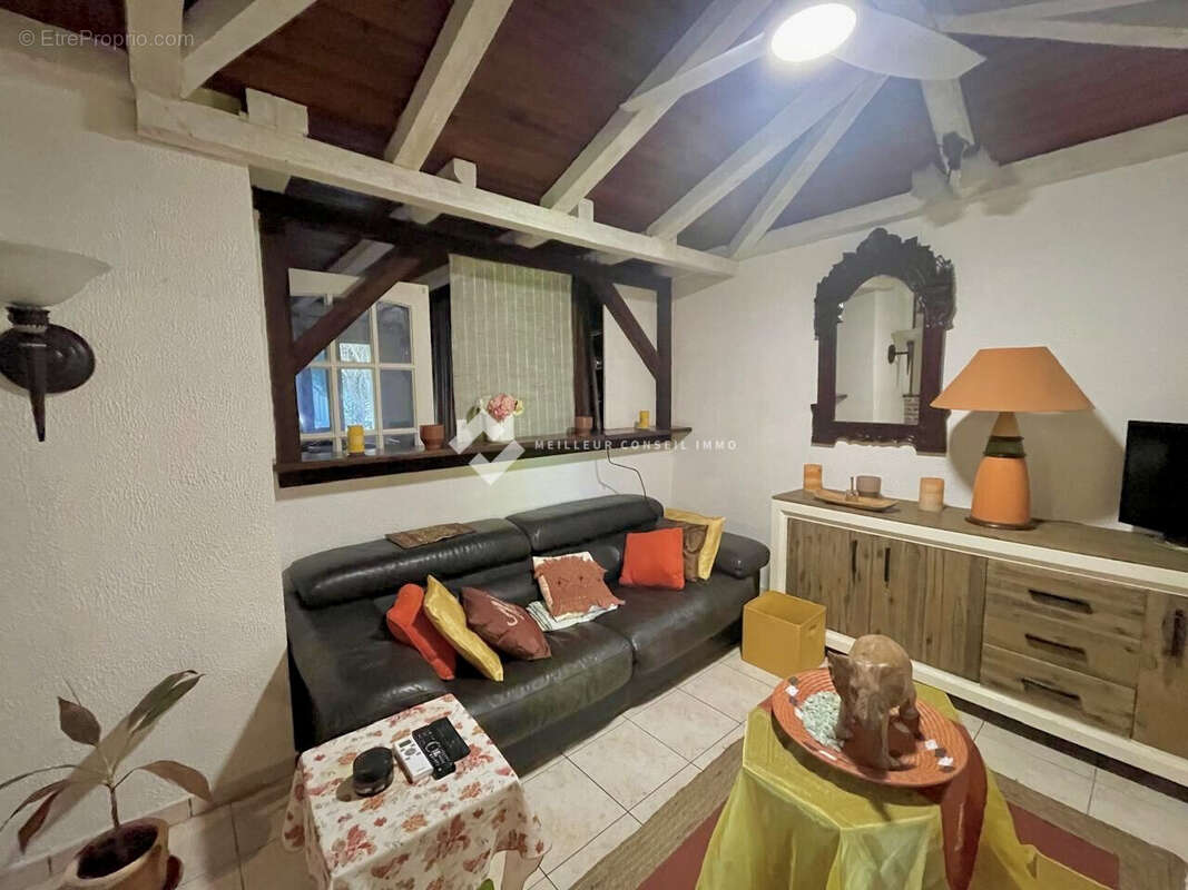 Maison 90 m² à Saint-Joseph  - photo 8