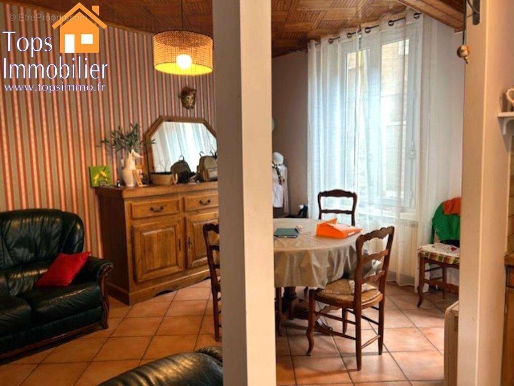 Maison à VILLEFRANCHE-DE-ROUERGUE