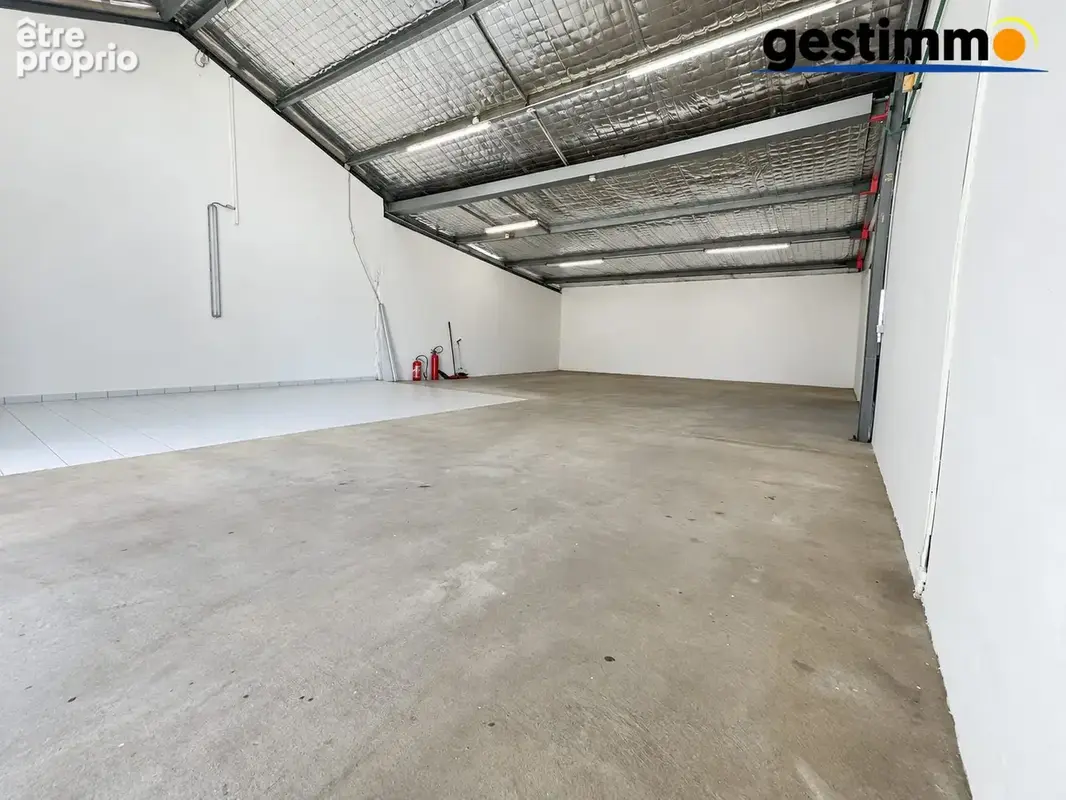 Commerce 460 m² à vendre à Macouria (97355) - photo 6