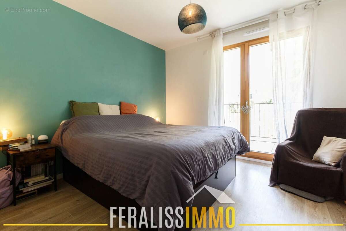 Appartement à MENUCOURT