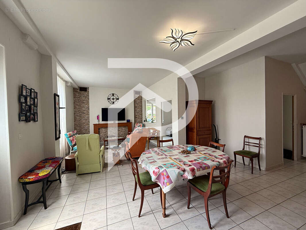 Maison ORTHEZ 12 pièces 288 m² - photo 7
