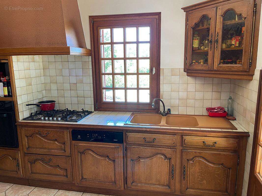 Maison sur deux niveaux avec jardin clôturé, à proximité de Villeréal - photo 7
