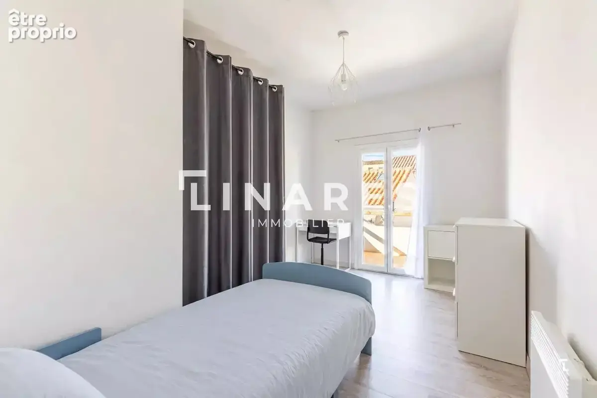 DOUBLE PERSPECTIVE -  Villa T4 de 117 m² + maison de ville T3 de 56 m² – deux places de parking – Jardin – Piscine – 13010 - photo 13