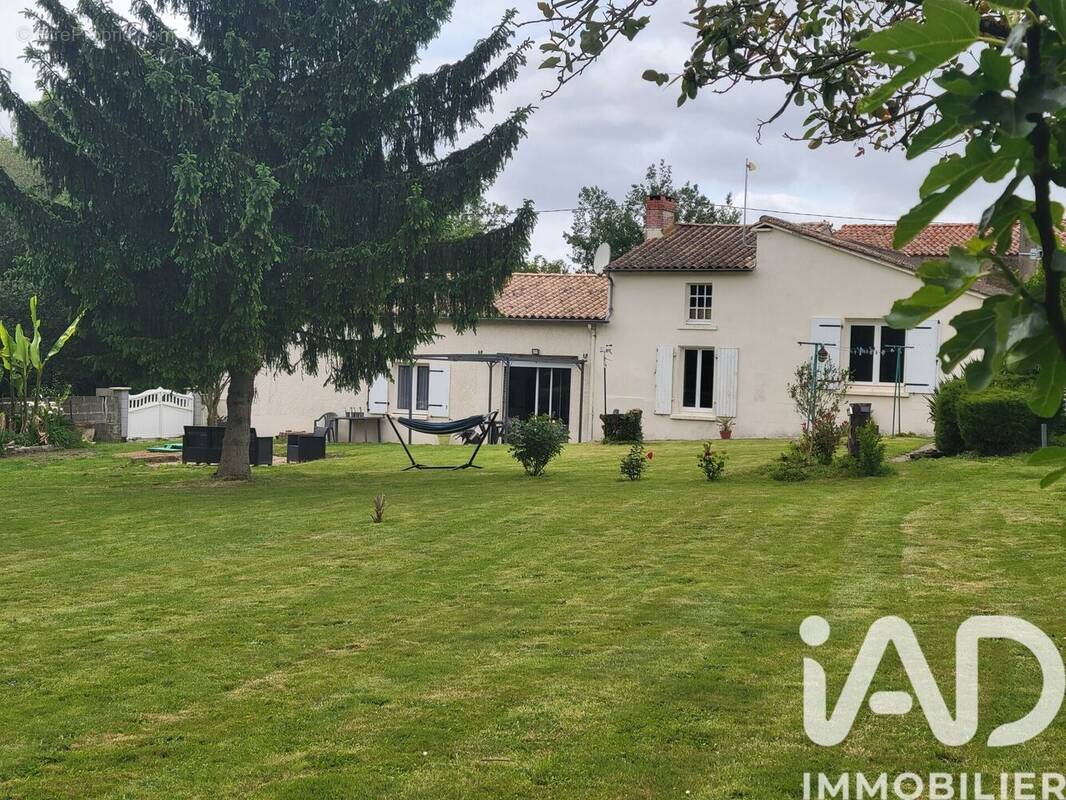 Photo 1 - Maison à MOUILLERON-EN-PAREDS