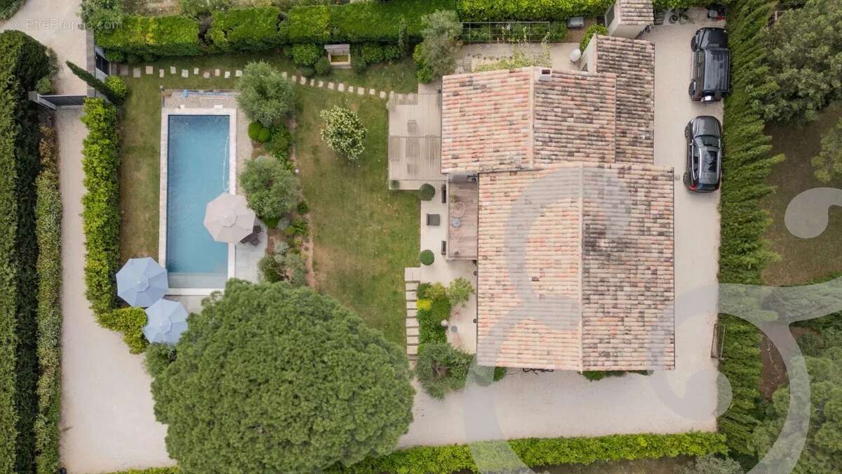 Maison à EYGALIERES