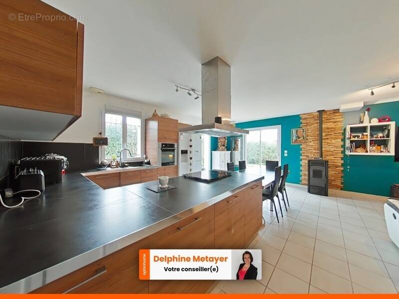 Maison à ROQUEBRUNE-SUR-ARGENS