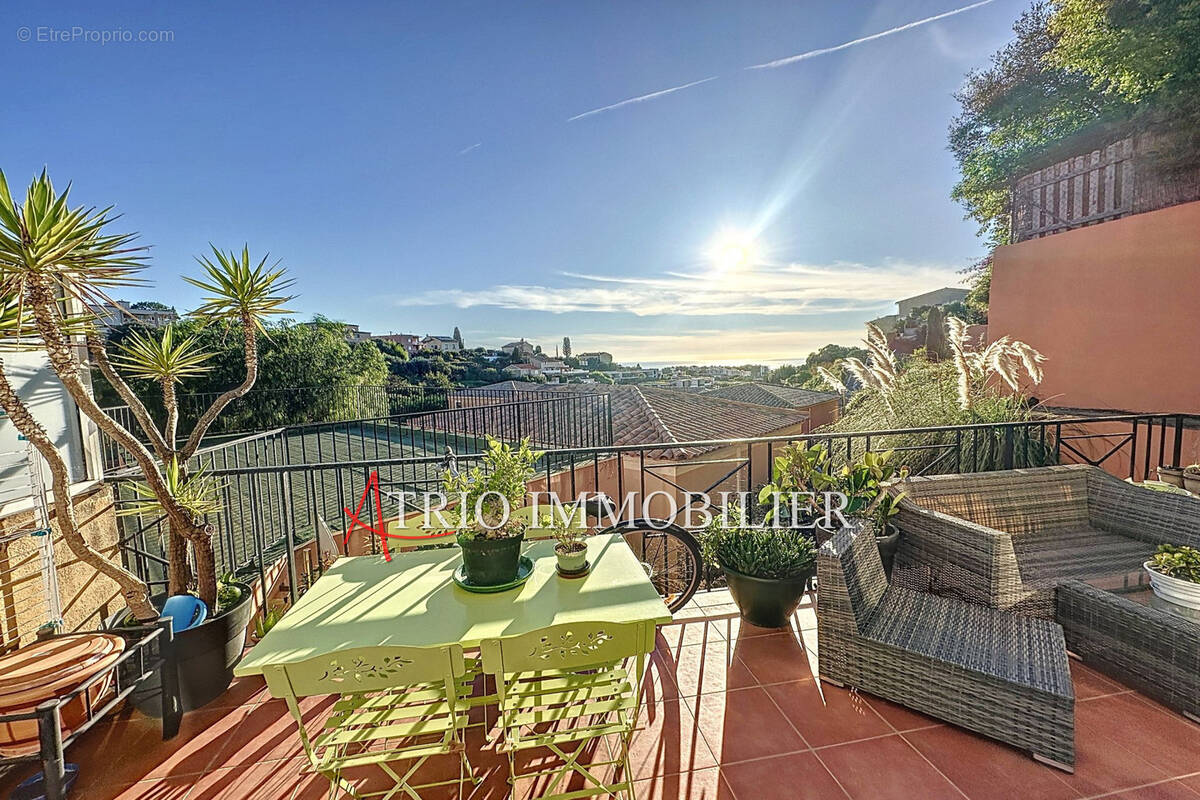 Maison à SAINT-LAURENT-DU-VAR