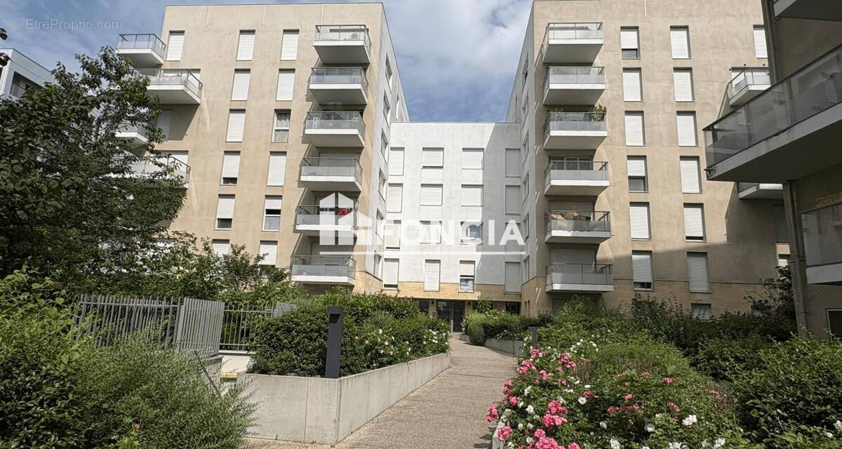 Appartement à MANTES-LA-VILLE
