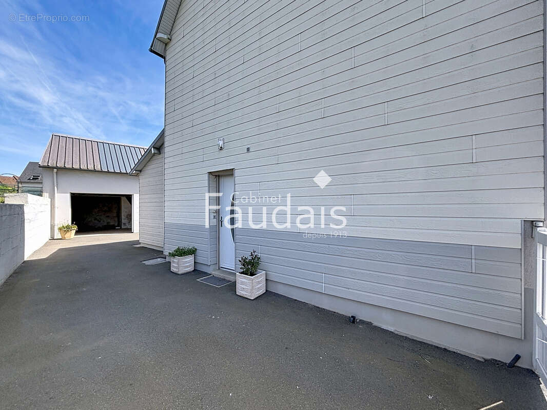 Maison à GOURFALEUR