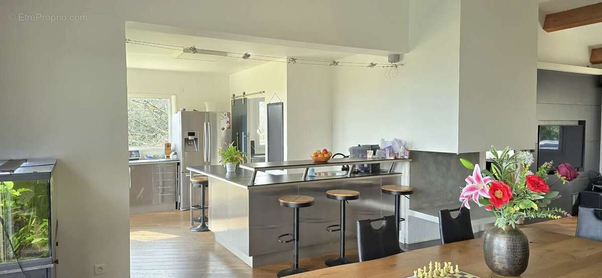 Maison à SANTA-MARIA-POGGIO