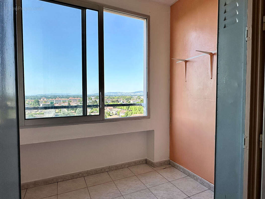Appartement à BELLEVILLE