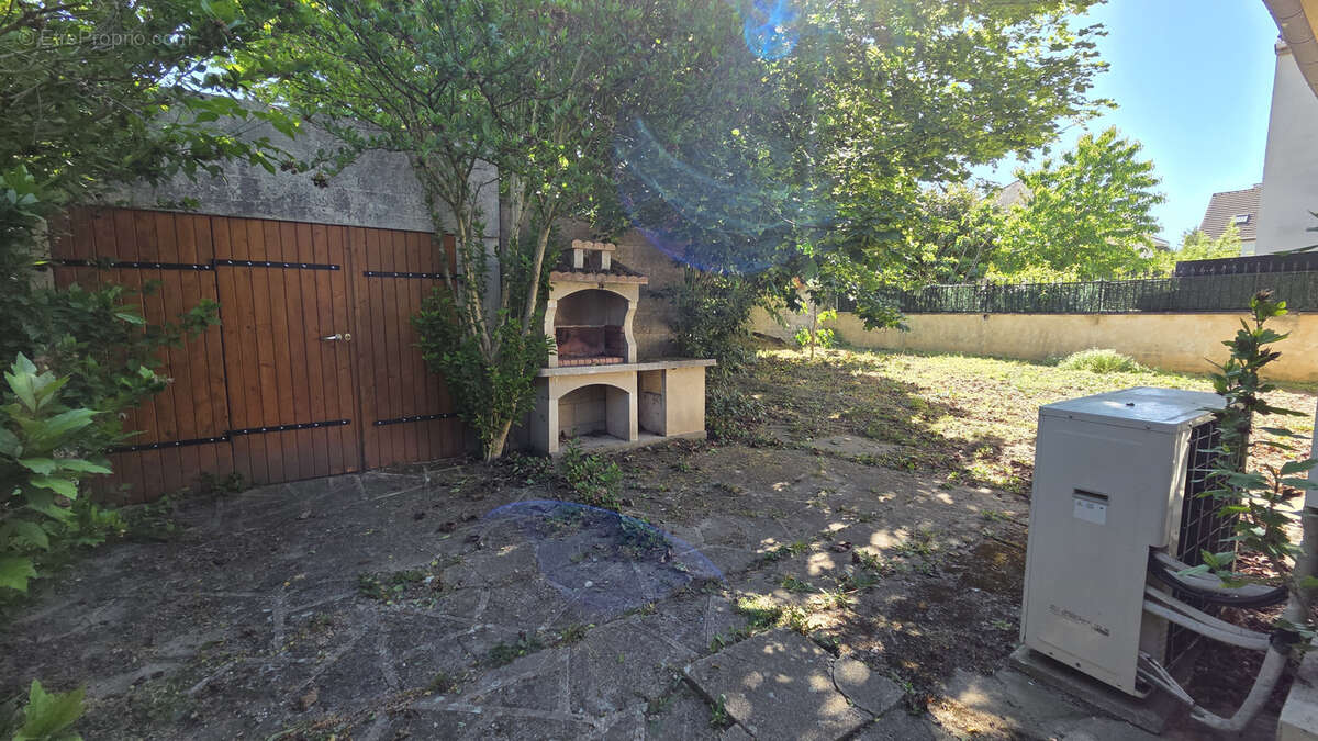 Maison à LIMEIL-BREVANNES