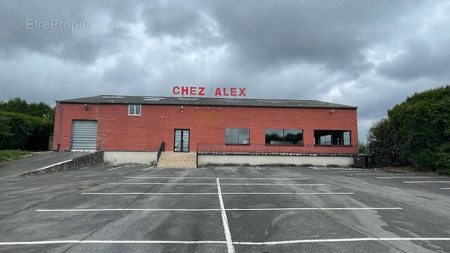 Commerce à PROVILLE