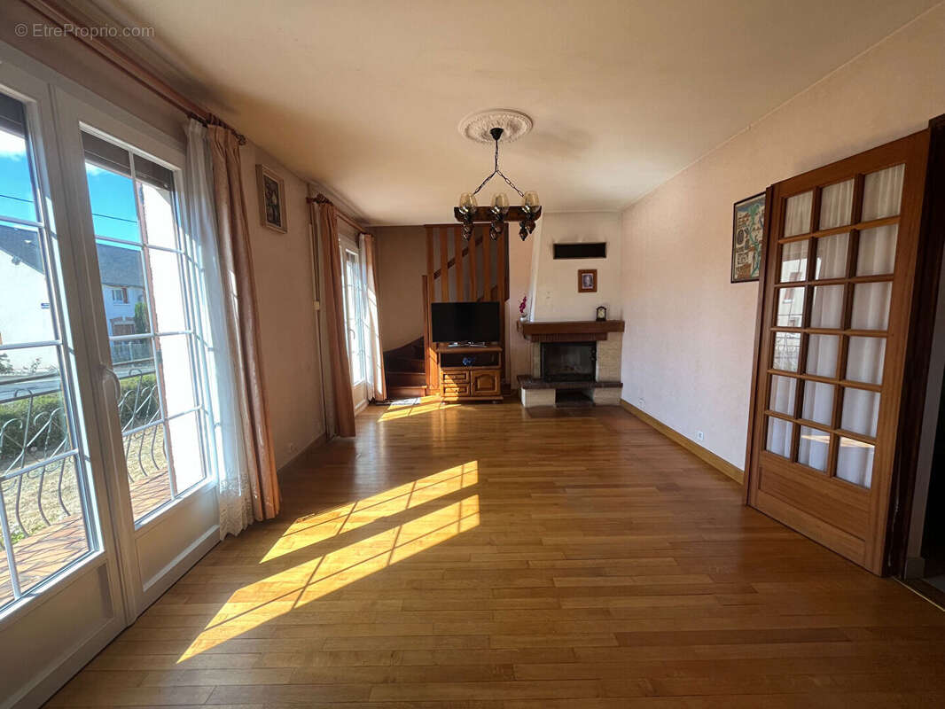 Maison Aubigny Sur Nere 5 pièce(s) - photo 3