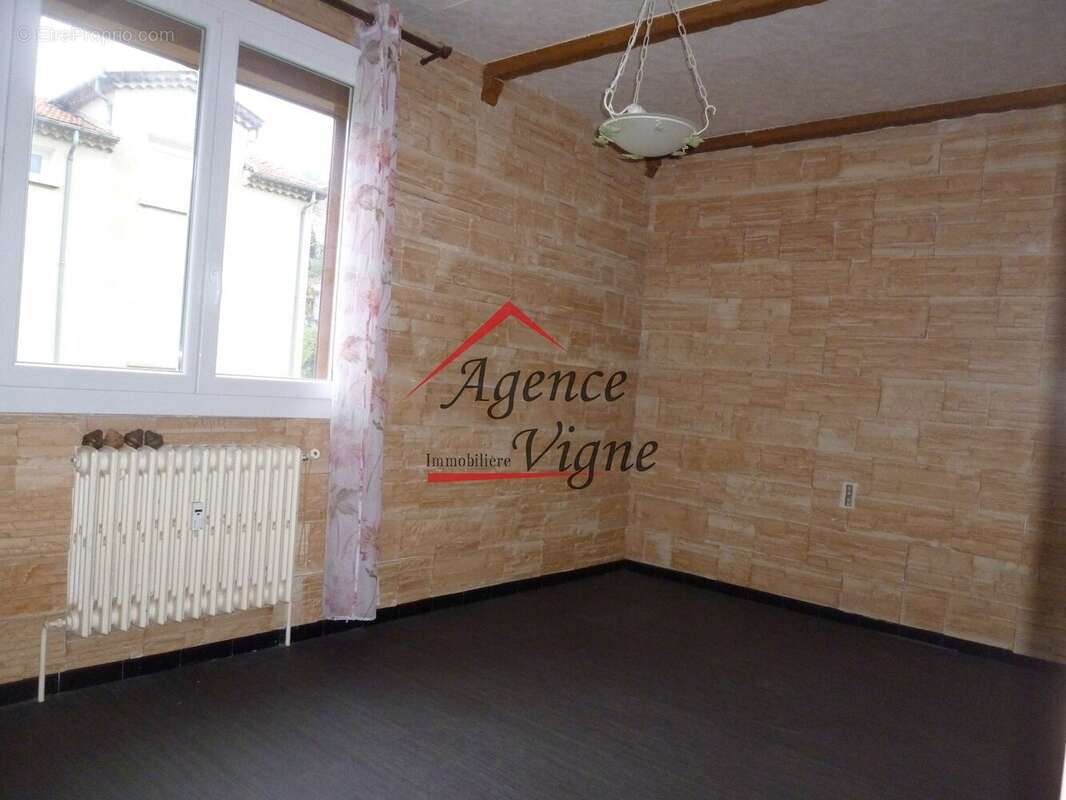 Appartement à BESSEGES