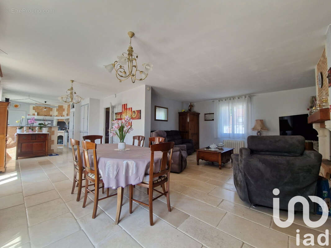 Photo 2 - Maison à BRUEIL-EN-VEXIN