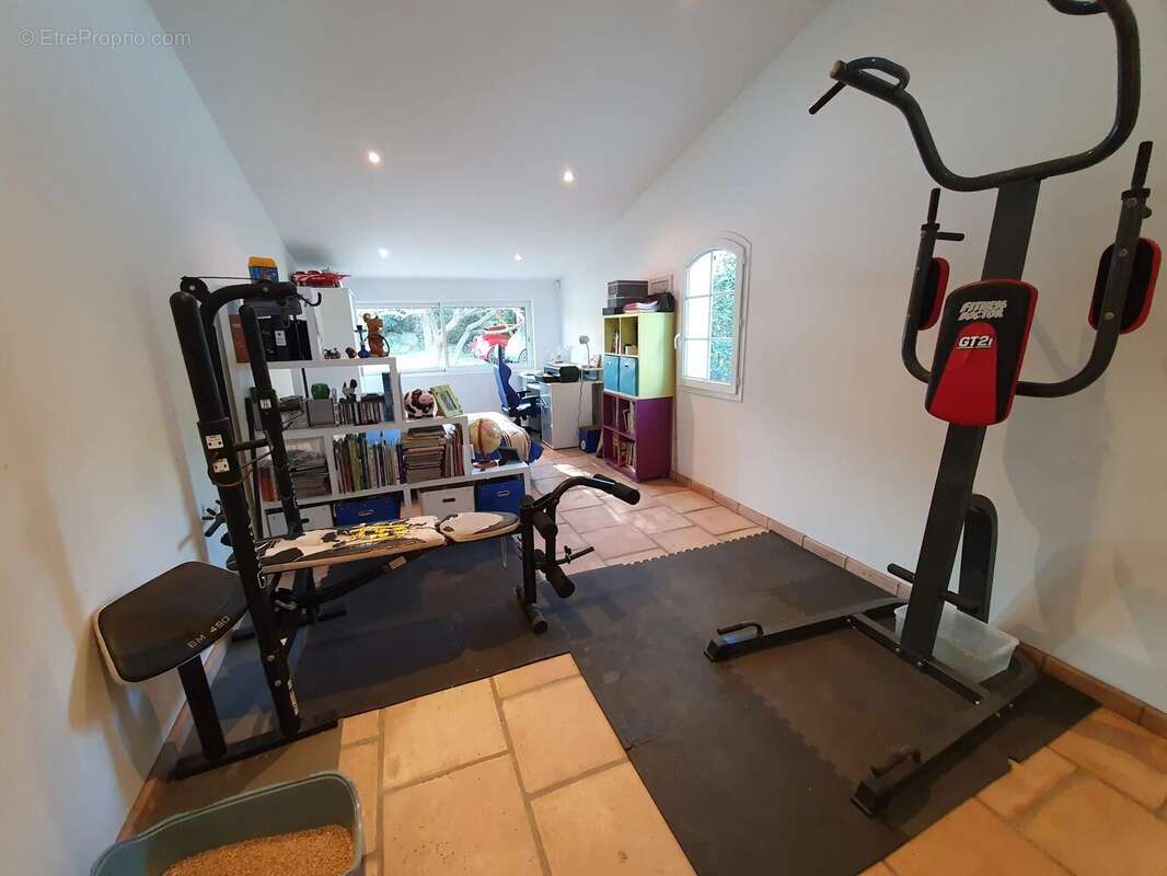 Maison 6 pièces 253m² - photo 16