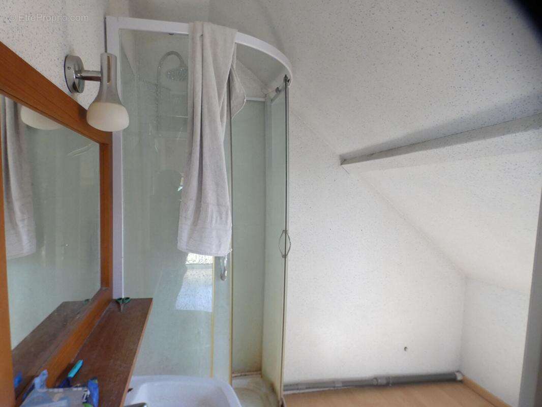 Maison à TERRASSON-LAVILLEDIEU