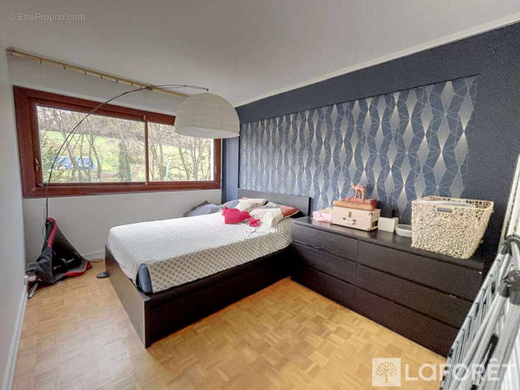 Appartement à GIF-SUR-YVETTE