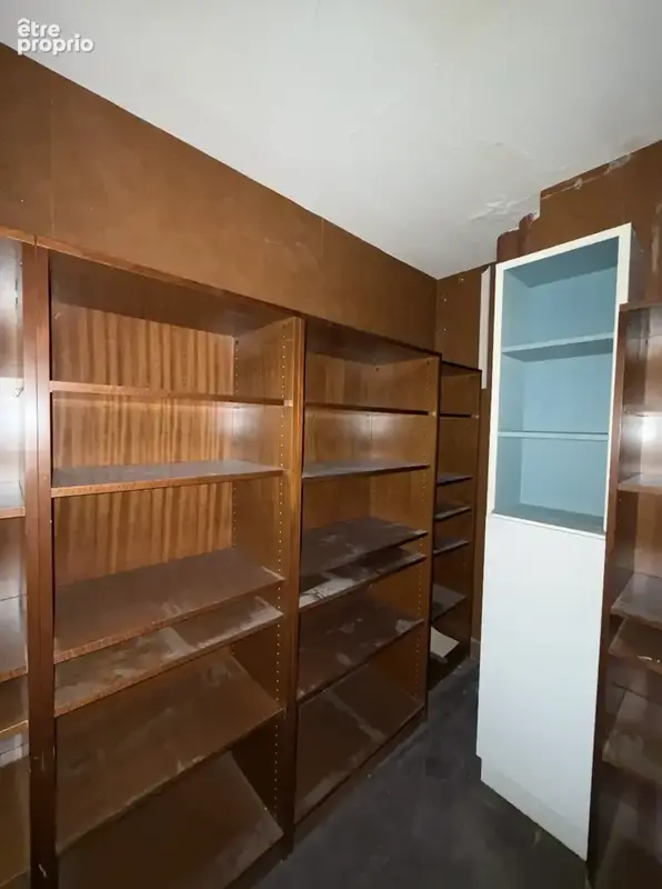 Paris 10e   rue de paradis   local de rangement 7,60 m2   6e étage avec ascenseur - photo 7