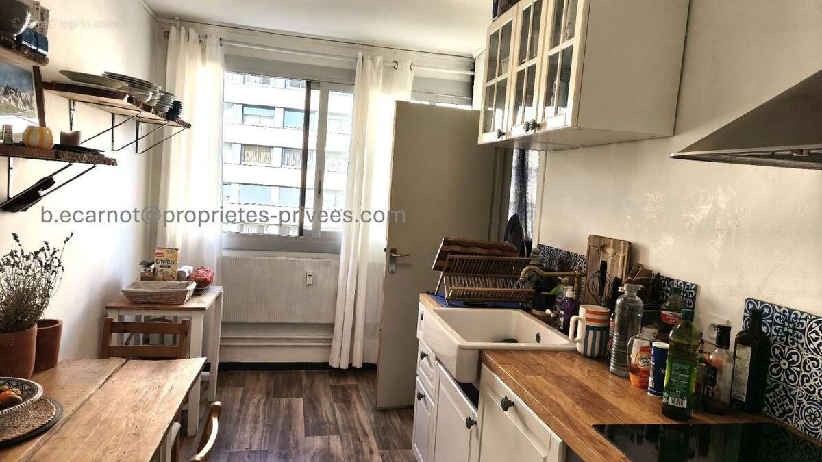 Appartement à SEYSSINET-PARISET