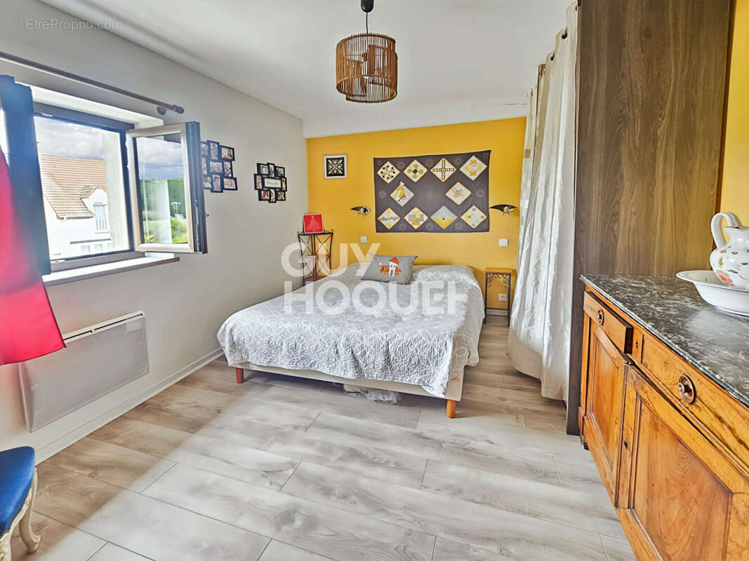 Maison 5 pièces à vendre à Liverdy en Brie - photo 9