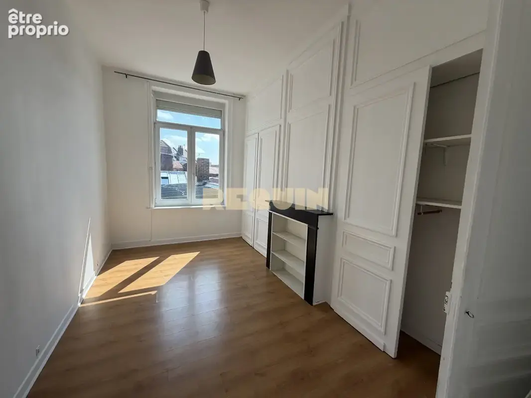 Appartement 310 m² à Lille  - photo 4