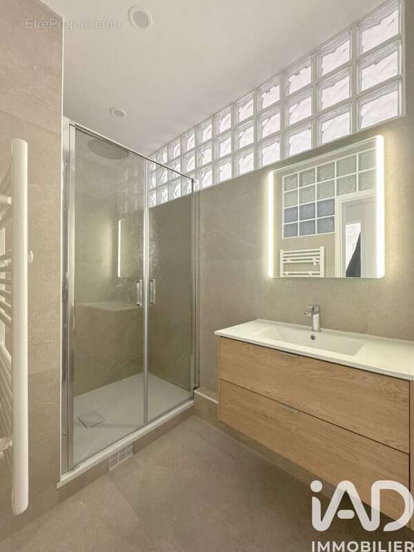 Photo 7 - Appartement à ISSY-LES-MOULINEAUX