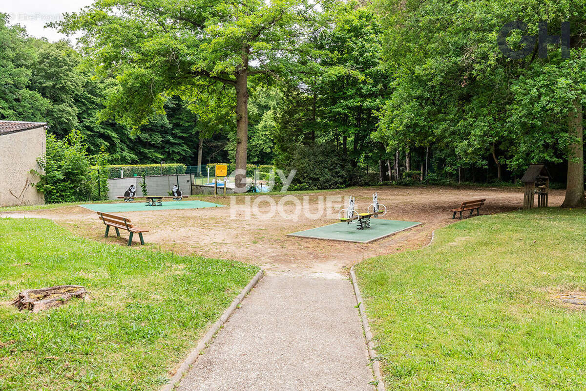 Appartement à ETIOLLES