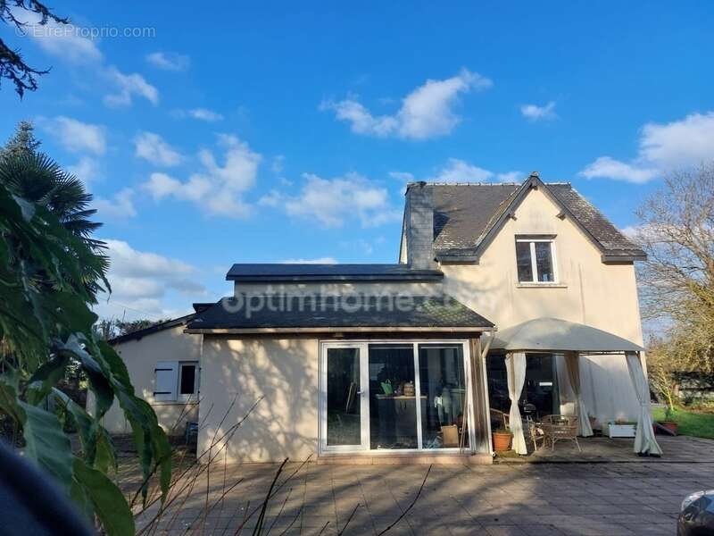 Maison à SAINT-MEEN-LE-GRAND