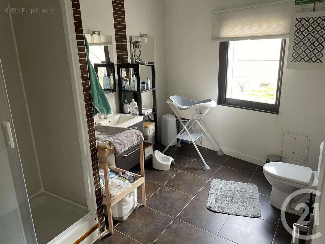 Maison à MONTIERAMEY