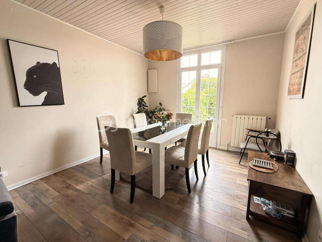 Maison à VILLEBLEVIN