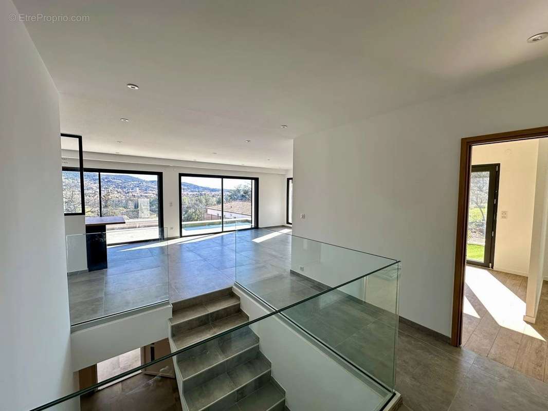 Maison à DRAGUIGNAN