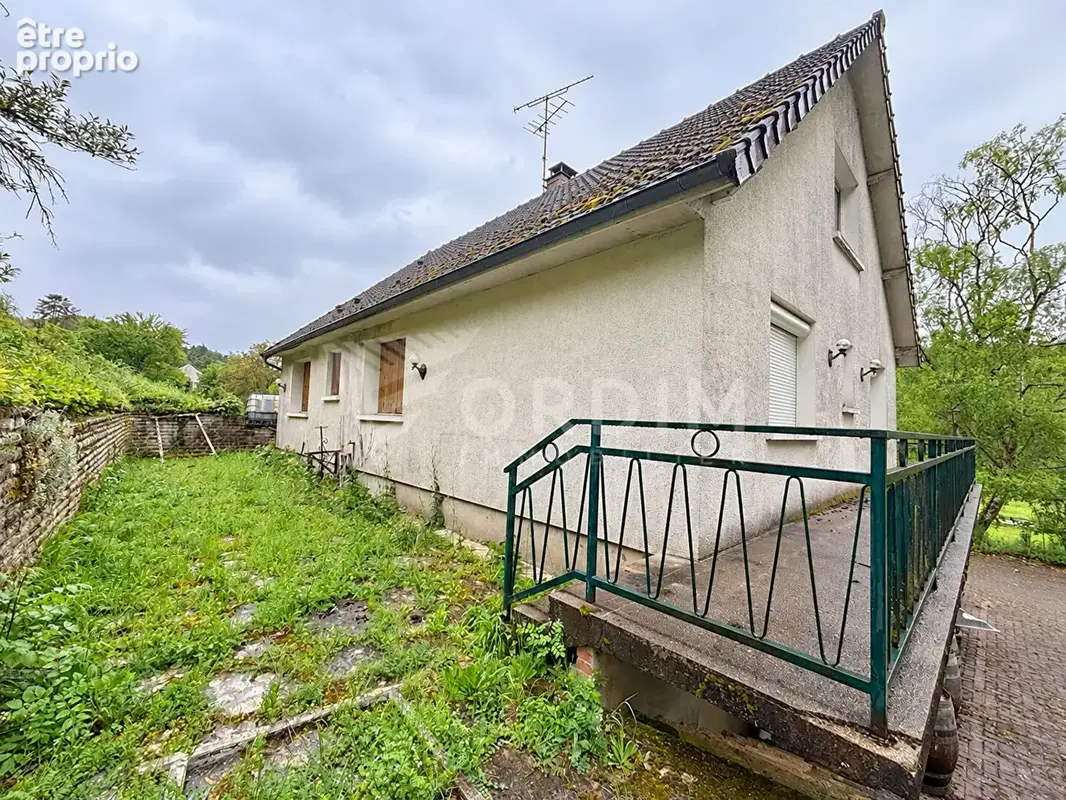 Maison à EPINEUIL