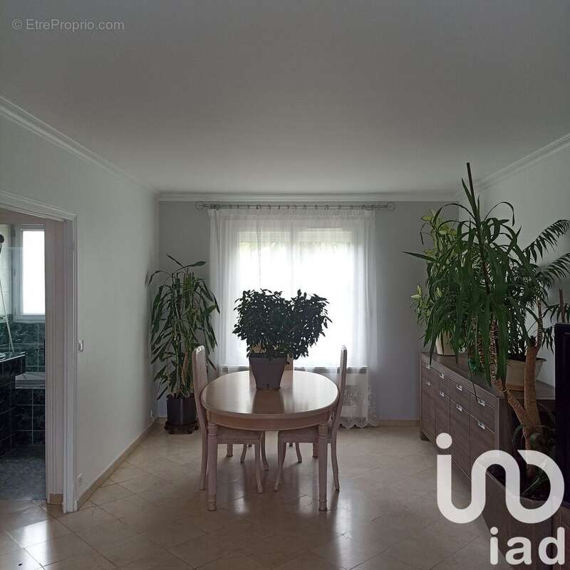 Photo 1 - Maison à NEUILLY-SUR-MARNE