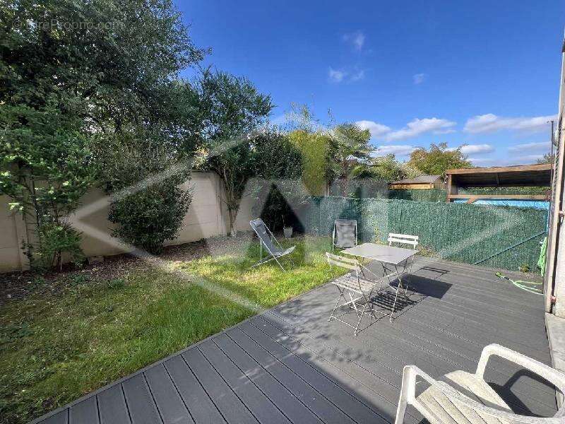 Maison à COMBS-LA-VILLE