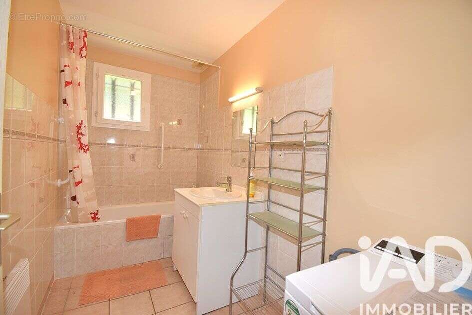 Maison 76 m² à Premian  - photo 9