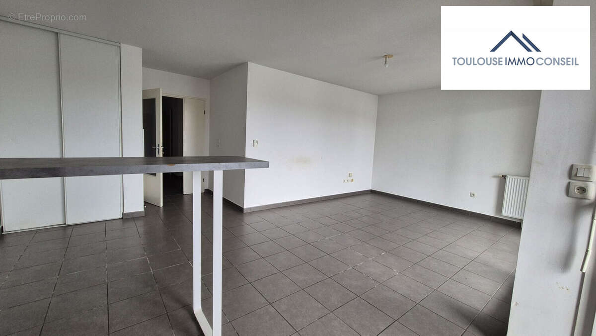 Appartement à COLOMIERS