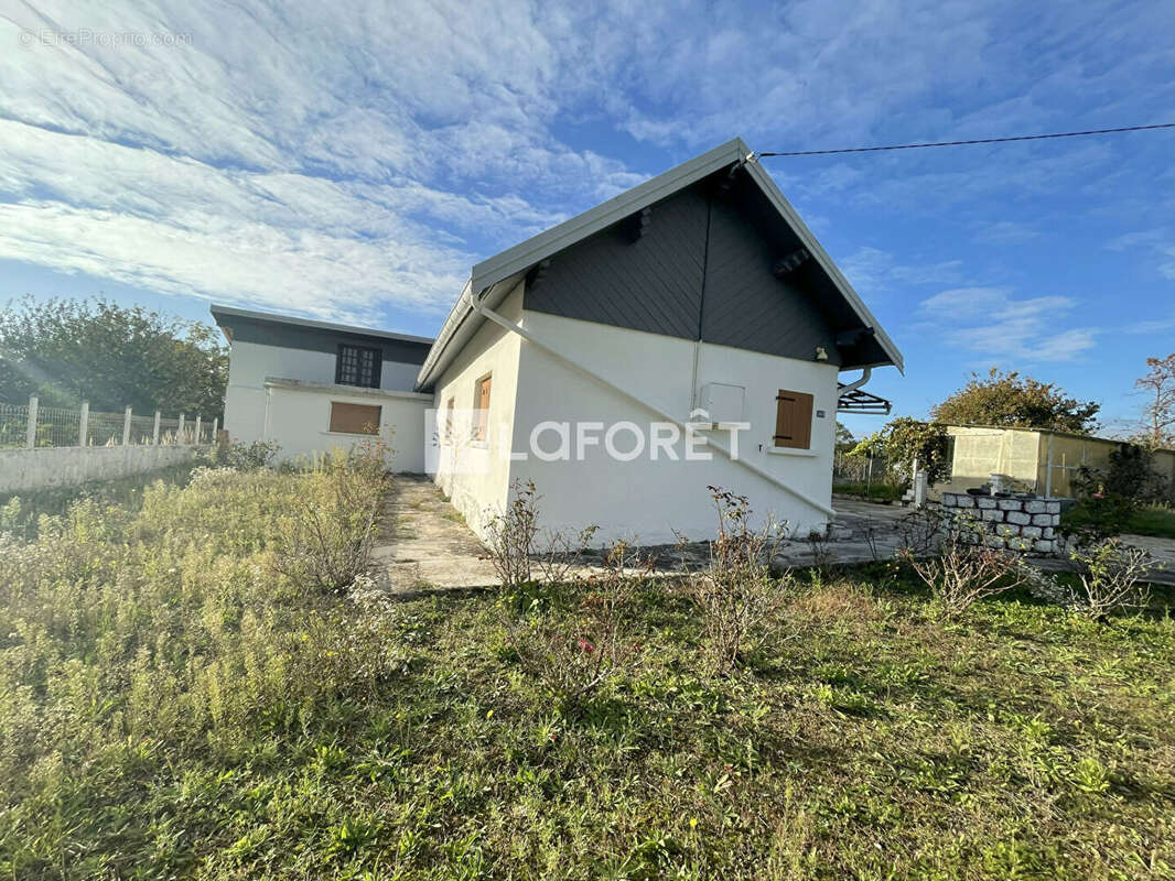 Maison à LONS-LE-SAUNIER