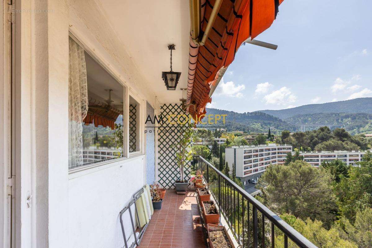 4 pièces lumineux avec balcon, vue dégagée et parking - La - photo 25