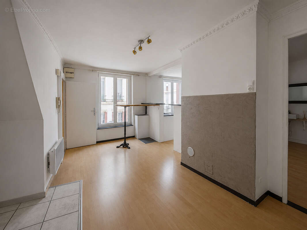 F2 secteur Marché Central - photo 2